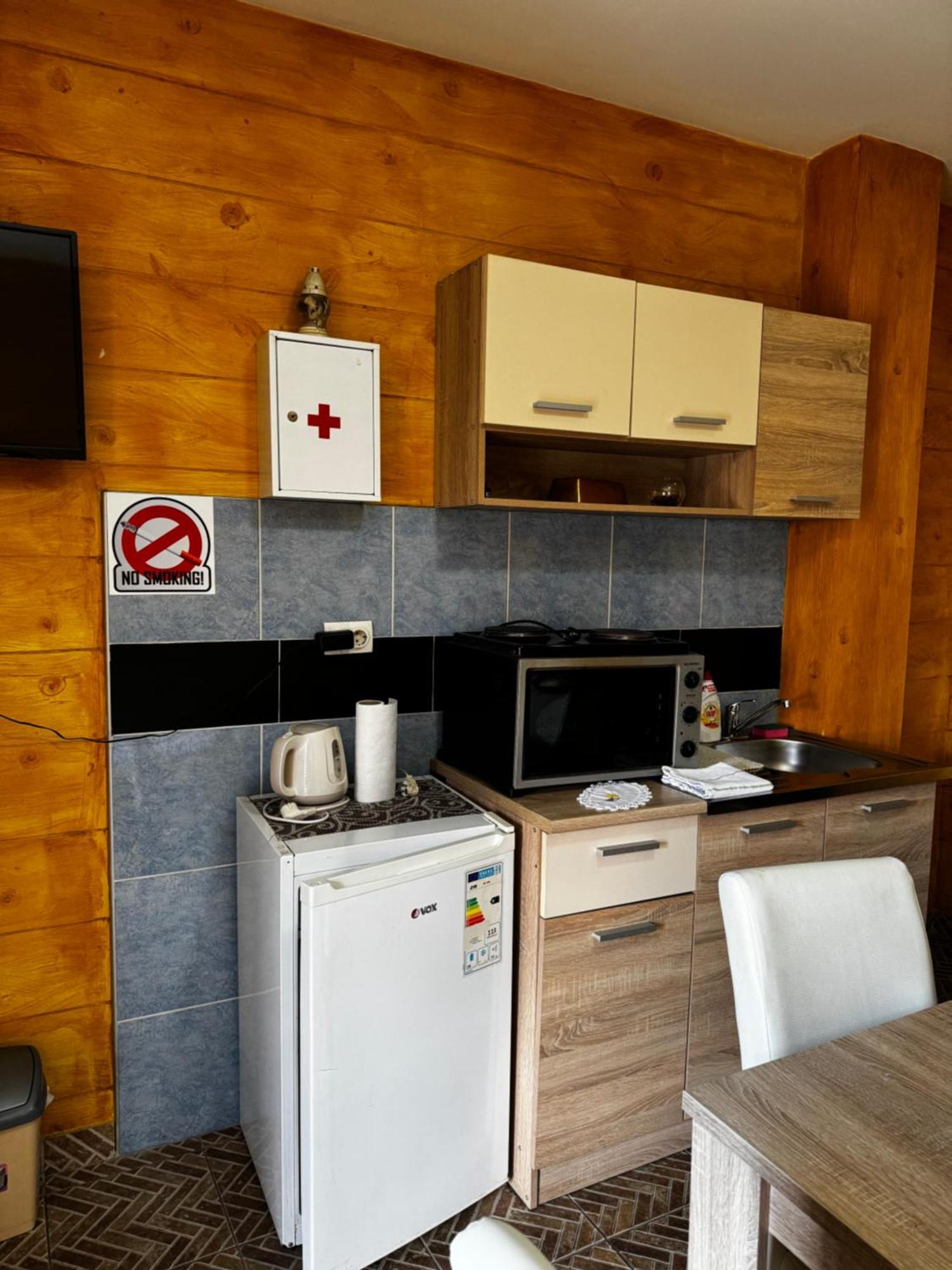 Apartments Vila Brzi & Beka Šabac Esterno foto